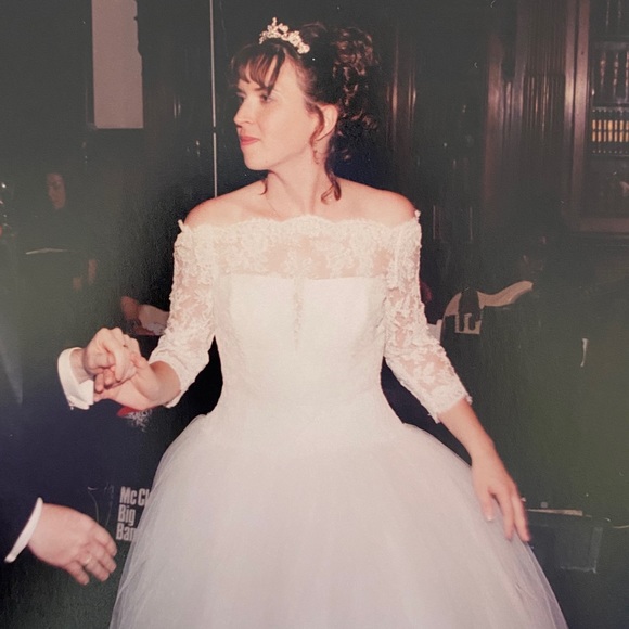 1999 Amsale Couture NYC Wedding Dress SIZE 14 - Picture 6 of 7